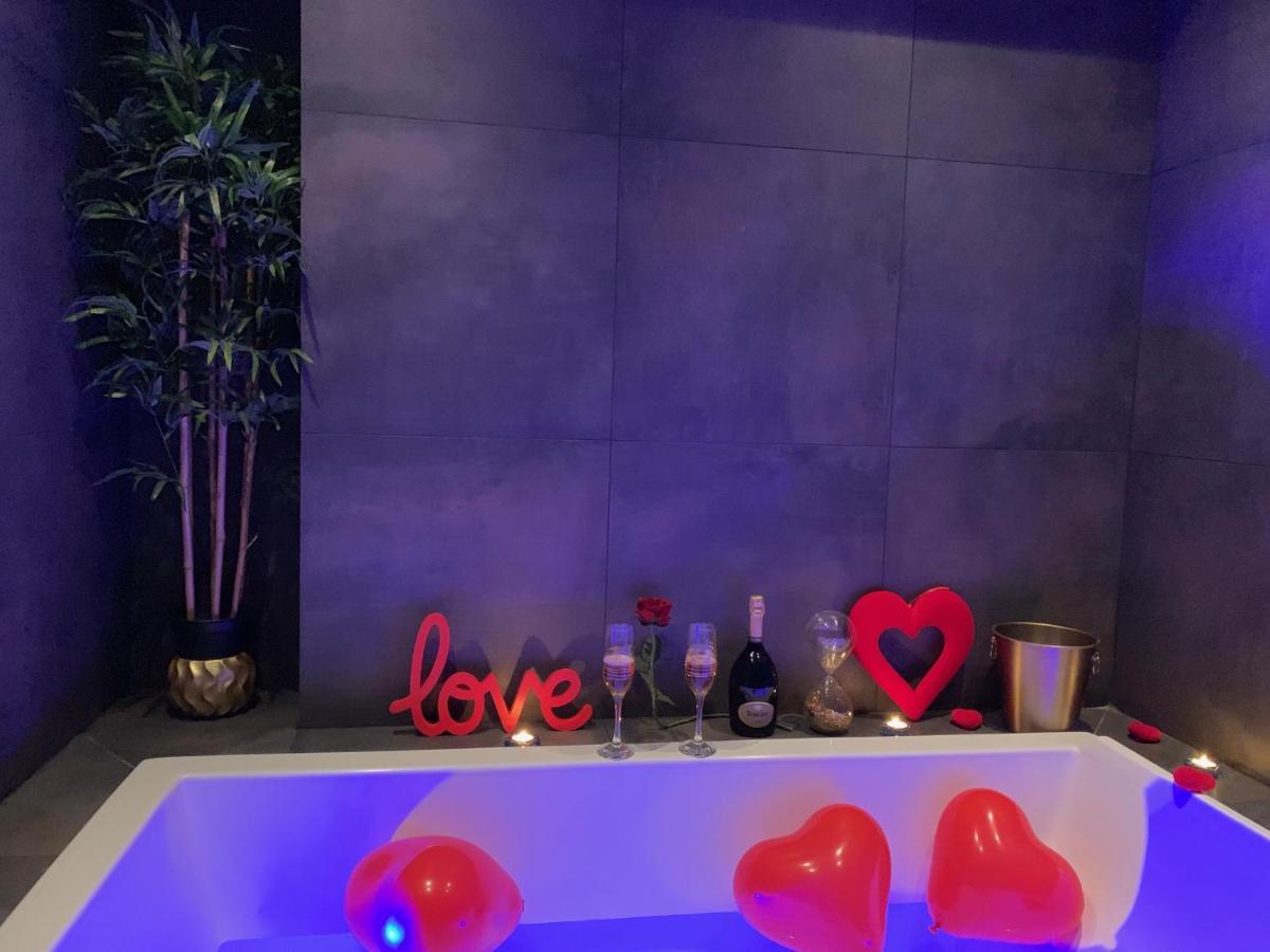 The Down Town Nenad'S Spa ديجون المظهر الخارجي الصورة