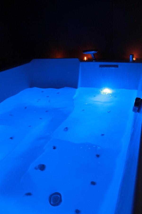 The Down Town Nenad'S Spa ديجون المظهر الخارجي الصورة